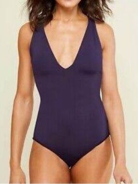 Andie long torso the Bali One-Piece Swimsuit in navy blue